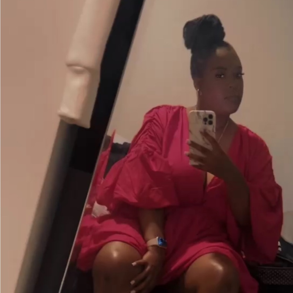 Meet your Posher, Kiya